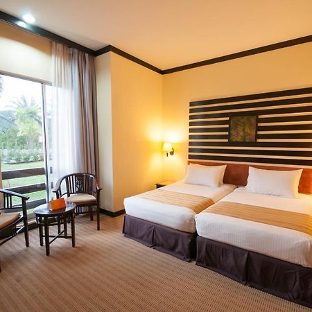 Hotel Felda Residence Hot Springs Sungkai Dış mekan fotoğraf