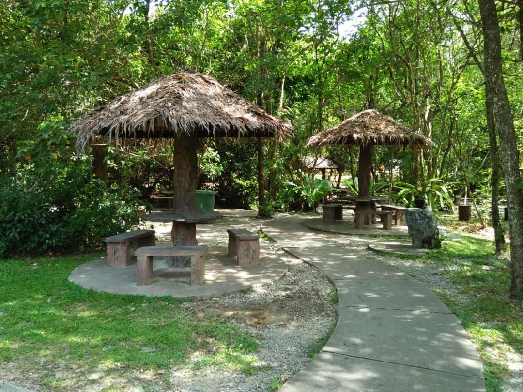 Hotel Felda Residence Hot Springs Sungkai Dış mekan fotoğraf