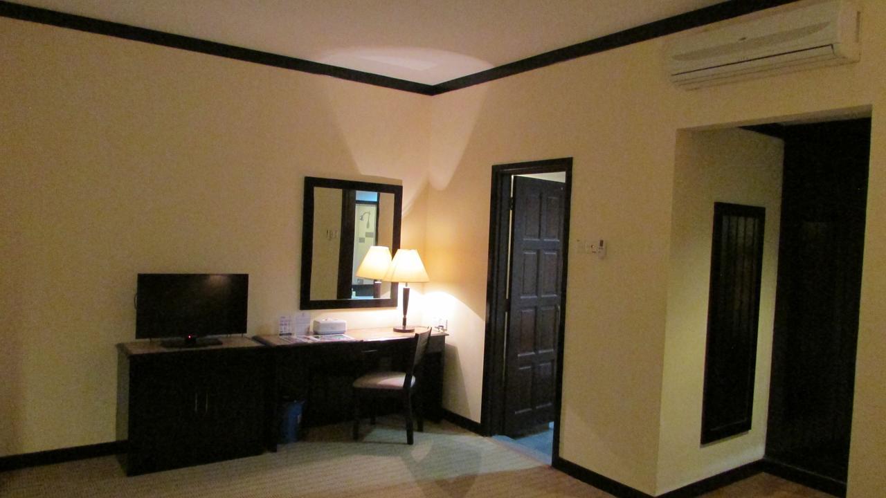 Hotel Felda Residence Hot Springs Sungkai Dış mekan fotoğraf