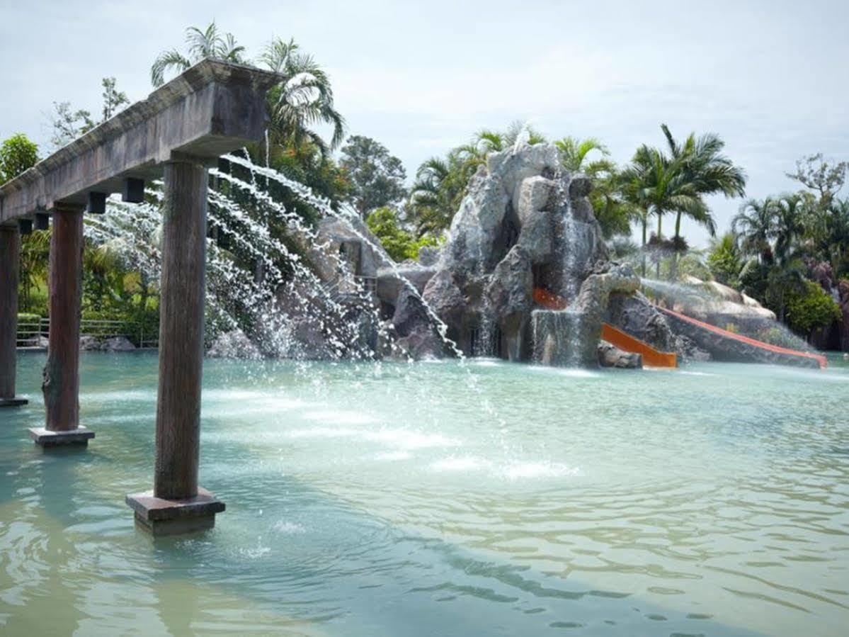 Hotel Felda Residence Hot Springs Sungkai Dış mekan fotoğraf